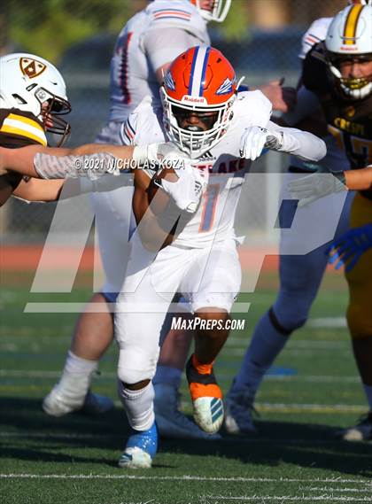 Thumbnail 3 in Westlake vs. Crespi photogallery.