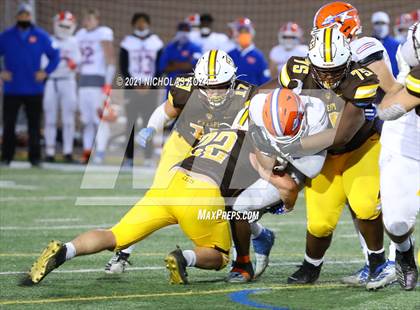 Thumbnail 2 in Westlake vs. Crespi photogallery.