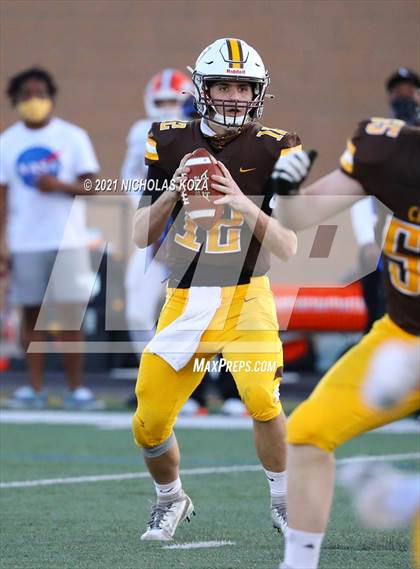 Thumbnail 2 in Westlake vs. Crespi photogallery.