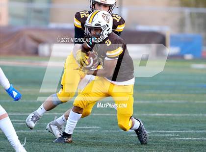 Thumbnail 2 in Westlake vs. Crespi photogallery.