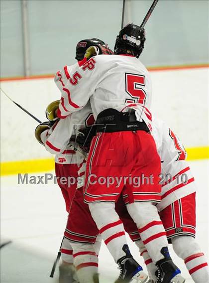 Thumbnail 2 in Ridgefield vs. Fairfield Prep (CIAC Division 1 Quarterfinal) photogallery.
