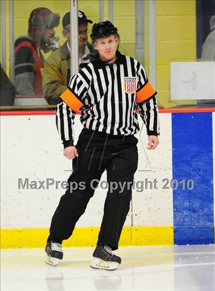 Thumbnail 1 in Ridgefield vs. Fairfield Prep (CIAC Division 1 Quarterfinal) photogallery.