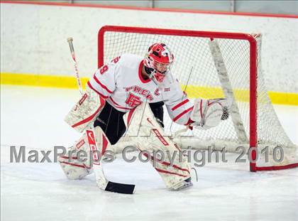 Thumbnail 3 in Ridgefield vs. Fairfield Prep (CIAC Division 1 Quarterfinal) photogallery.