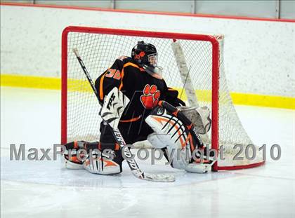 Thumbnail 2 in Ridgefield vs. Fairfield Prep (CIAC Division 1 Quarterfinal) photogallery.