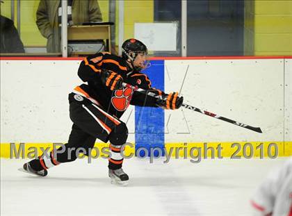 Thumbnail 1 in Ridgefield vs. Fairfield Prep (CIAC Division 1 Quarterfinal) photogallery.
