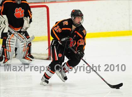 Thumbnail 1 in Ridgefield vs. Fairfield Prep (CIAC Division 1 Quarterfinal) photogallery.