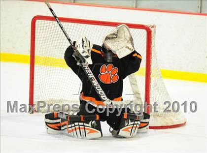 Thumbnail 1 in Ridgefield vs. Fairfield Prep (CIAC Division 1 Quarterfinal) photogallery.