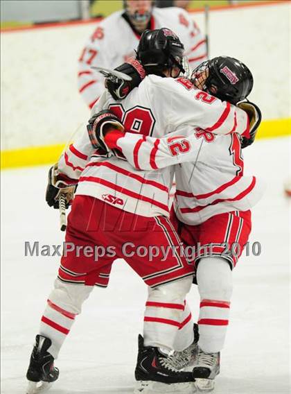 Thumbnail 3 in Ridgefield vs. Fairfield Prep (CIAC Division 1 Quarterfinal) photogallery.
