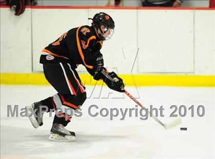 Thumbnail 1 in Ridgefield vs. Fairfield Prep (CIAC Division 1 Quarterfinal) photogallery.