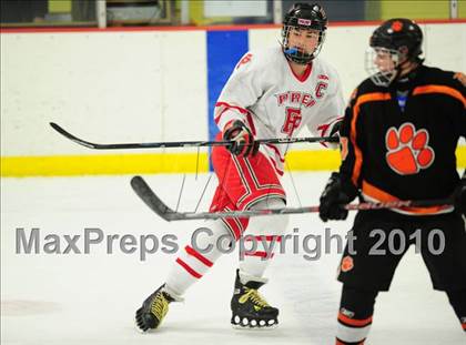 Thumbnail 2 in Ridgefield vs. Fairfield Prep (CIAC Division 1 Quarterfinal) photogallery.