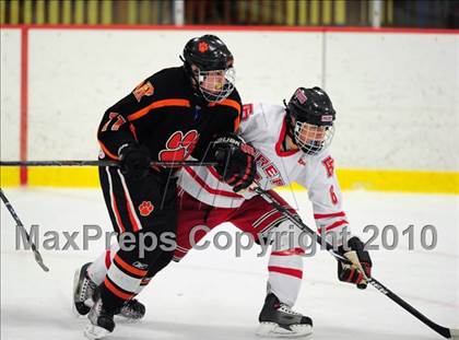 Thumbnail 1 in Ridgefield vs. Fairfield Prep (CIAC Division 1 Quarterfinal) photogallery.