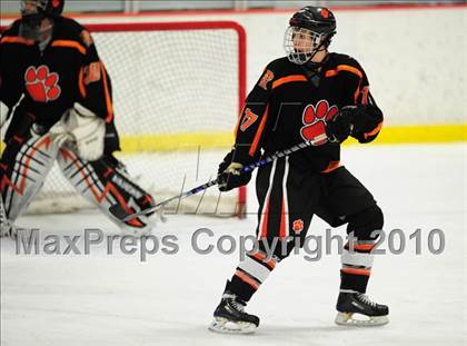 Thumbnail 3 in Ridgefield vs. Fairfield Prep (CIAC Division 1 Quarterfinal) photogallery.