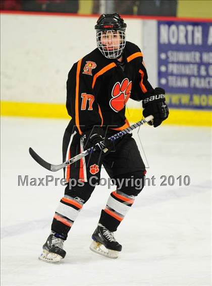 Thumbnail 1 in Ridgefield vs. Fairfield Prep (CIAC Division 1 Quarterfinal) photogallery.
