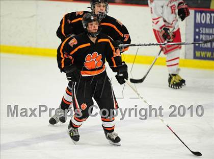 Thumbnail 3 in Ridgefield vs. Fairfield Prep (CIAC Division 1 Quarterfinal) photogallery.