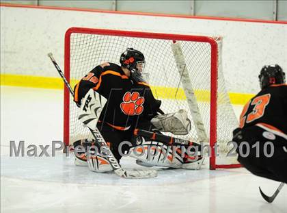 Thumbnail 1 in Ridgefield vs. Fairfield Prep (CIAC Division 1 Quarterfinal) photogallery.