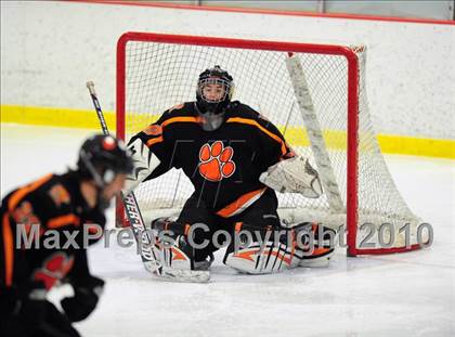 Thumbnail 2 in Ridgefield vs. Fairfield Prep (CIAC Division 1 Quarterfinal) photogallery.