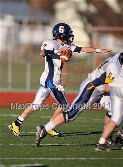 Thumbnail 1 in Simsbury @ Conard photogallery.