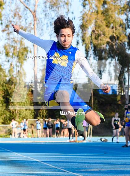 Thumbnail 1 in City Conference Cross League Scrimmage photogallery.