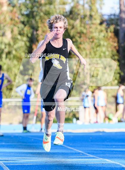 Thumbnail 1 in City Conference Cross League Scrimmage photogallery.