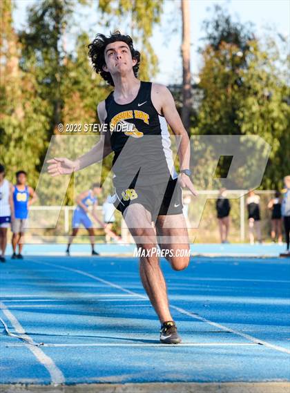 Thumbnail 2 in City Conference Cross League Scrimmage photogallery.