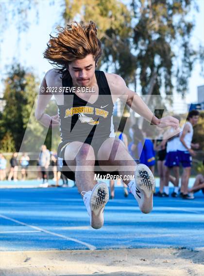 Thumbnail 1 in City Conference Cross League Scrimmage photogallery.