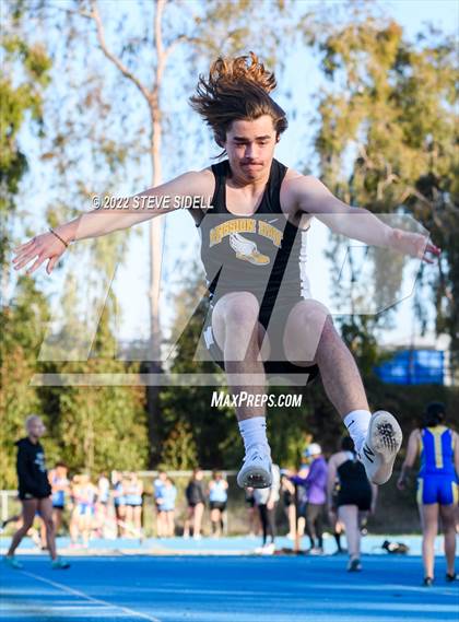 Thumbnail 2 in City Conference Cross League Scrimmage photogallery.