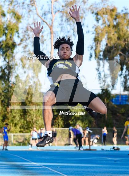 Thumbnail 3 in City Conference Cross League Scrimmage photogallery.