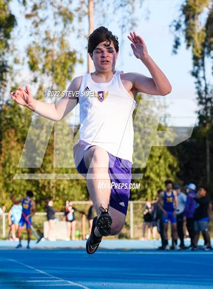 Thumbnail 3 in City Conference Cross League Scrimmage photogallery.