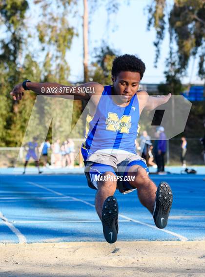 Thumbnail 1 in City Conference Cross League Scrimmage photogallery.