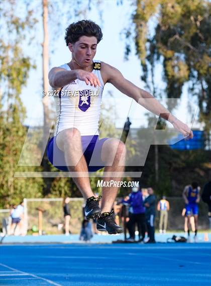 Thumbnail 1 in City Conference Cross League Scrimmage photogallery.