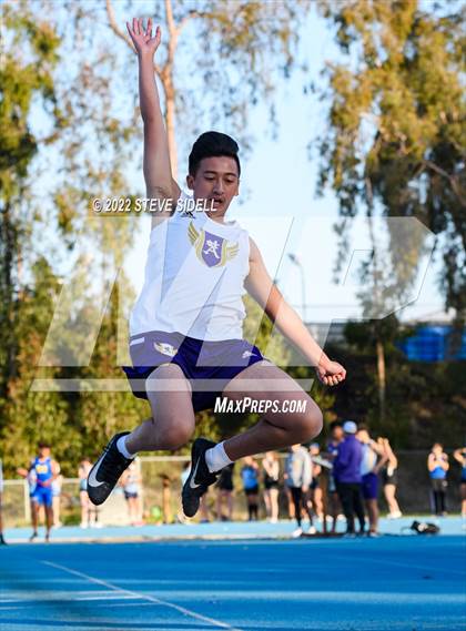 Thumbnail 1 in City Conference Cross League Scrimmage photogallery.