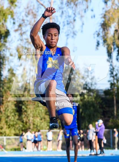 Thumbnail 1 in City Conference Cross League Scrimmage photogallery.