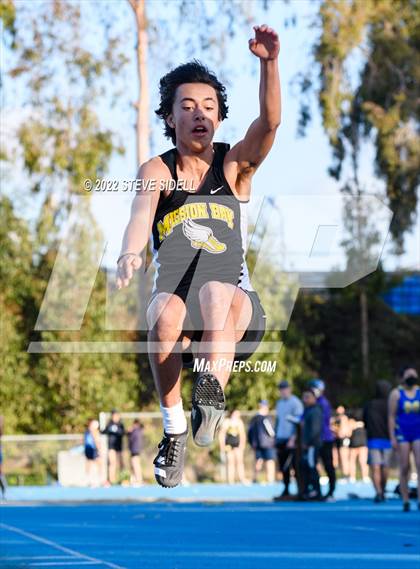 Thumbnail 2 in City Conference Cross League Scrimmage photogallery.