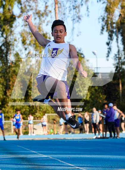 Thumbnail 3 in City Conference Cross League Scrimmage photogallery.