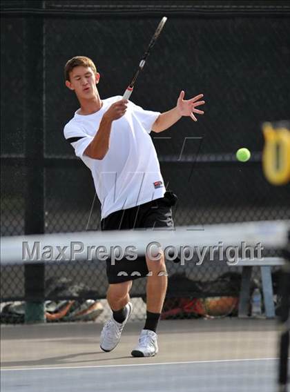 Thumbnail 3 in Valencia vs Atascadero (CIF SS Playoffs) photogallery.