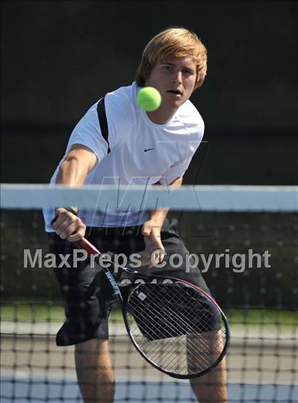 Thumbnail 1 in Valencia vs Atascadero (CIF SS Playoffs) photogallery.