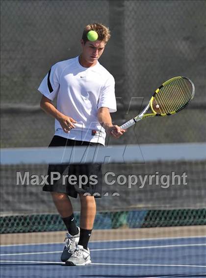 Thumbnail 3 in Valencia vs Atascadero (CIF SS Playoffs) photogallery.