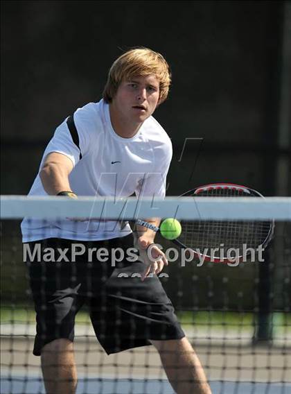 Thumbnail 3 in Valencia vs Atascadero (CIF SS Playoffs) photogallery.
