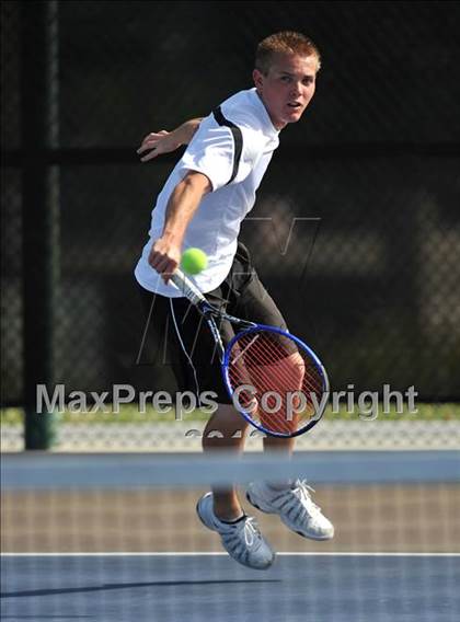 Thumbnail 3 in Valencia vs Atascadero (CIF SS Playoffs) photogallery.