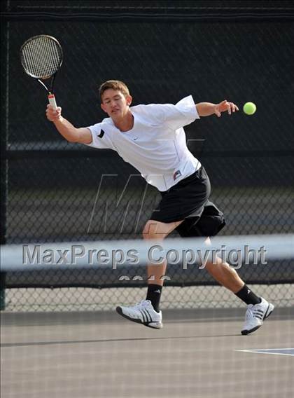Thumbnail 1 in Valencia vs Atascadero (CIF SS Playoffs) photogallery.