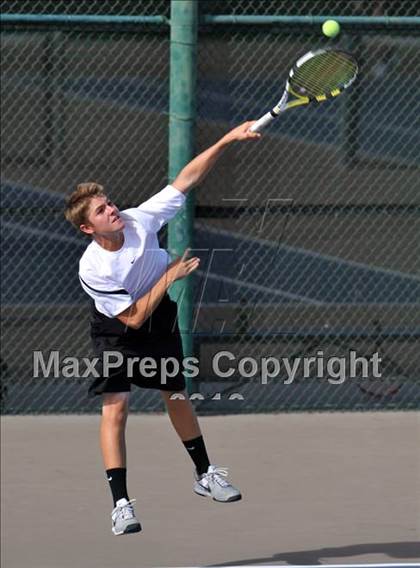 Thumbnail 3 in Valencia vs Atascadero (CIF SS Playoffs) photogallery.