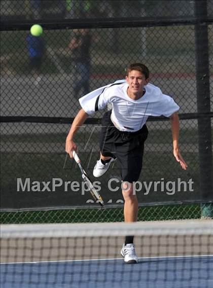 Thumbnail 3 in Valencia vs Atascadero (CIF SS Playoffs) photogallery.