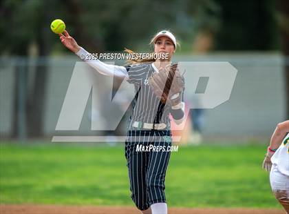 Thumbnail 3 in Thousand Oaks @ Royal photogallery.