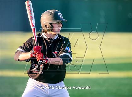 Thumbnail 2 in Lee @ Rockwall photogallery.