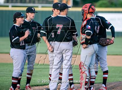 Thumbnail 3 in Lee @ Rockwall photogallery.