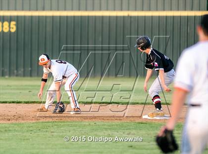 Thumbnail 3 in Lee @ Rockwall photogallery.