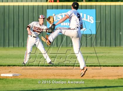 Thumbnail 2 in Lee @ Rockwall photogallery.