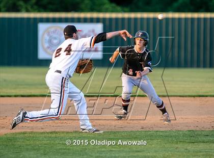 Thumbnail 3 in Lee @ Rockwall photogallery.