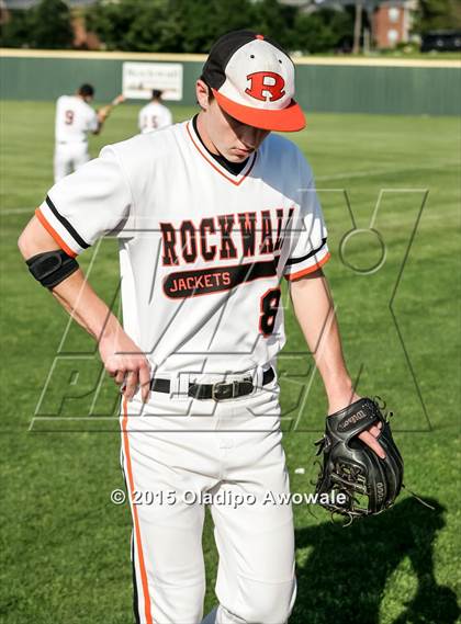 Thumbnail 2 in Lee @ Rockwall photogallery.