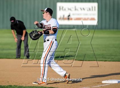 Thumbnail 1 in Lee @ Rockwall photogallery.